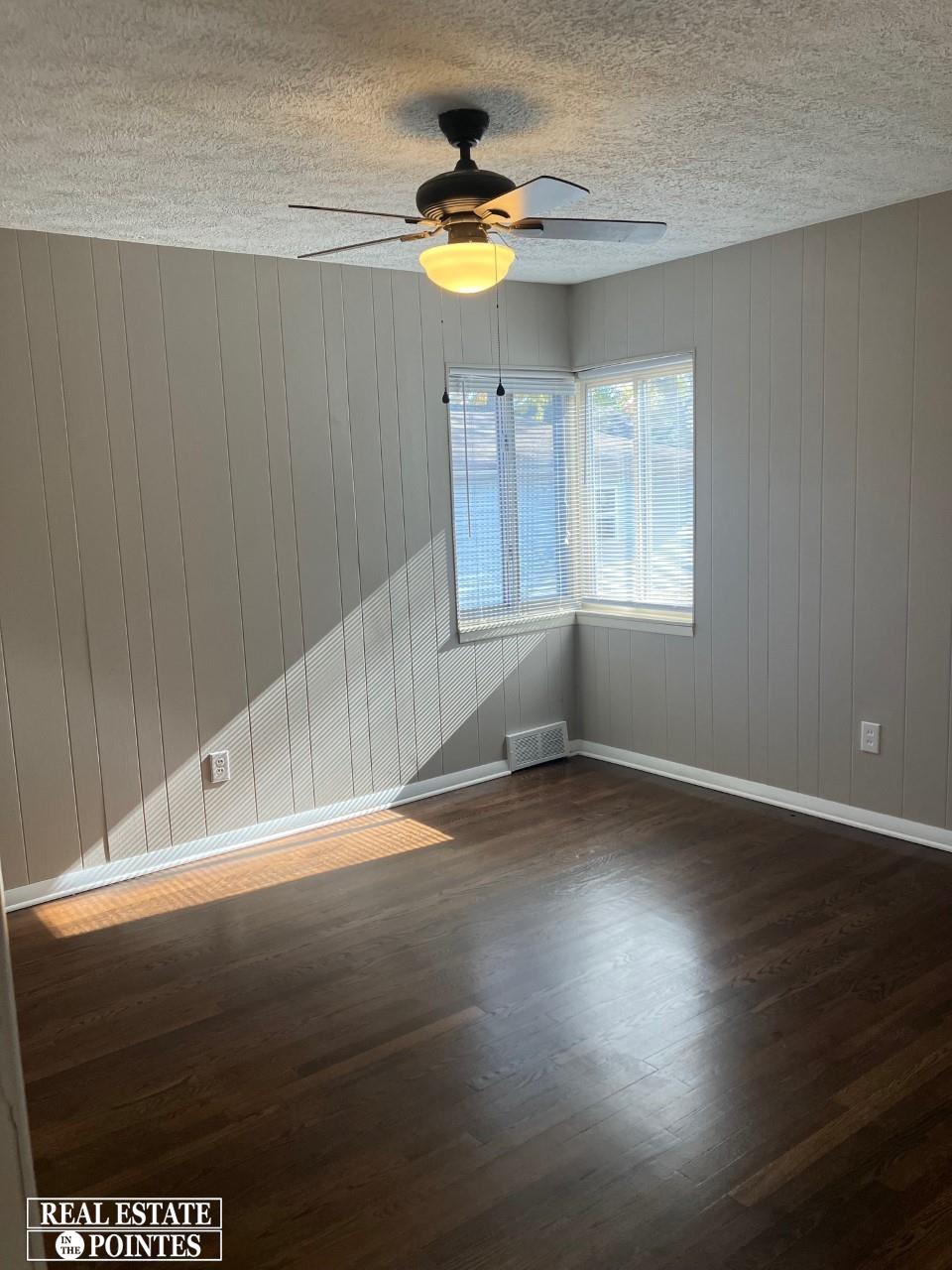 1805 Oxford Road Grosse Pointe, MI 48236 - Photo 17 of 30