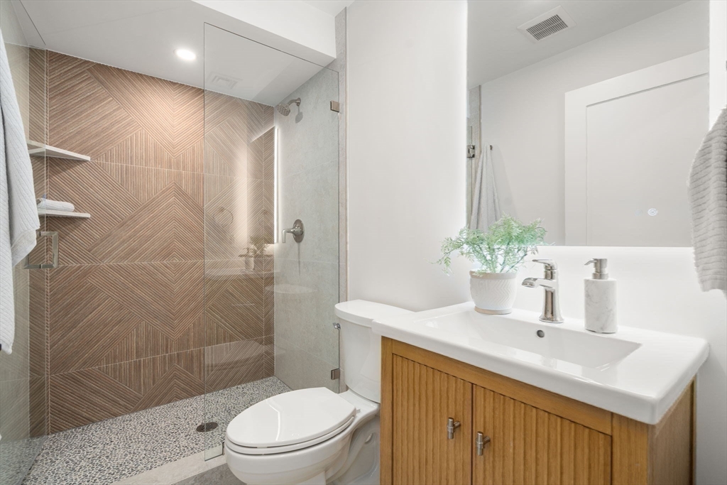 30 Keefe Avenue, Unit 30 Newton, MA 02464 - Photo 29 of 38