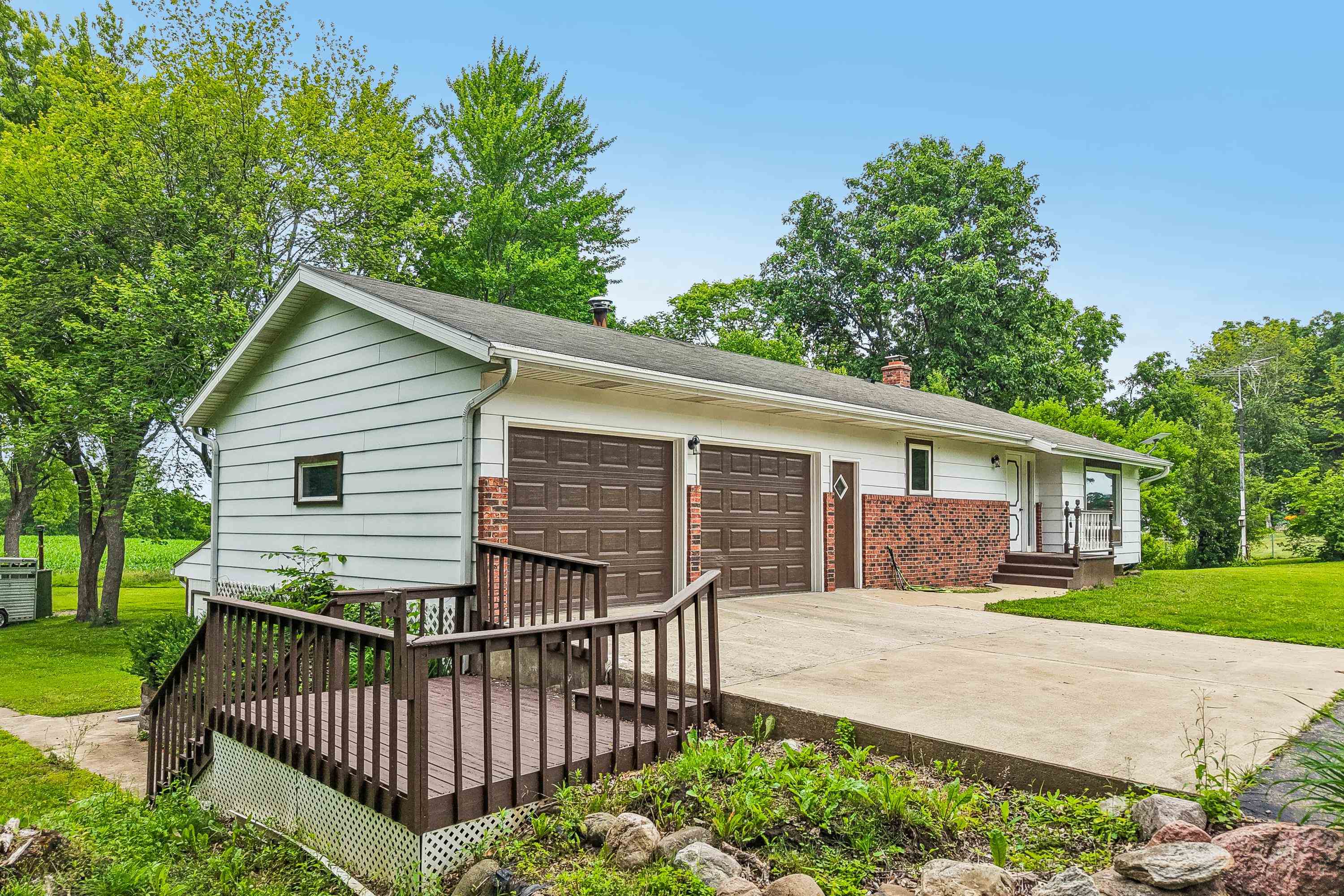 W1152 Fox Columbus, WI 53925 - Photo 36 of 68