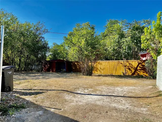 $225,000 | 3001 Ross Avenue, Fort Worth, TX 76106