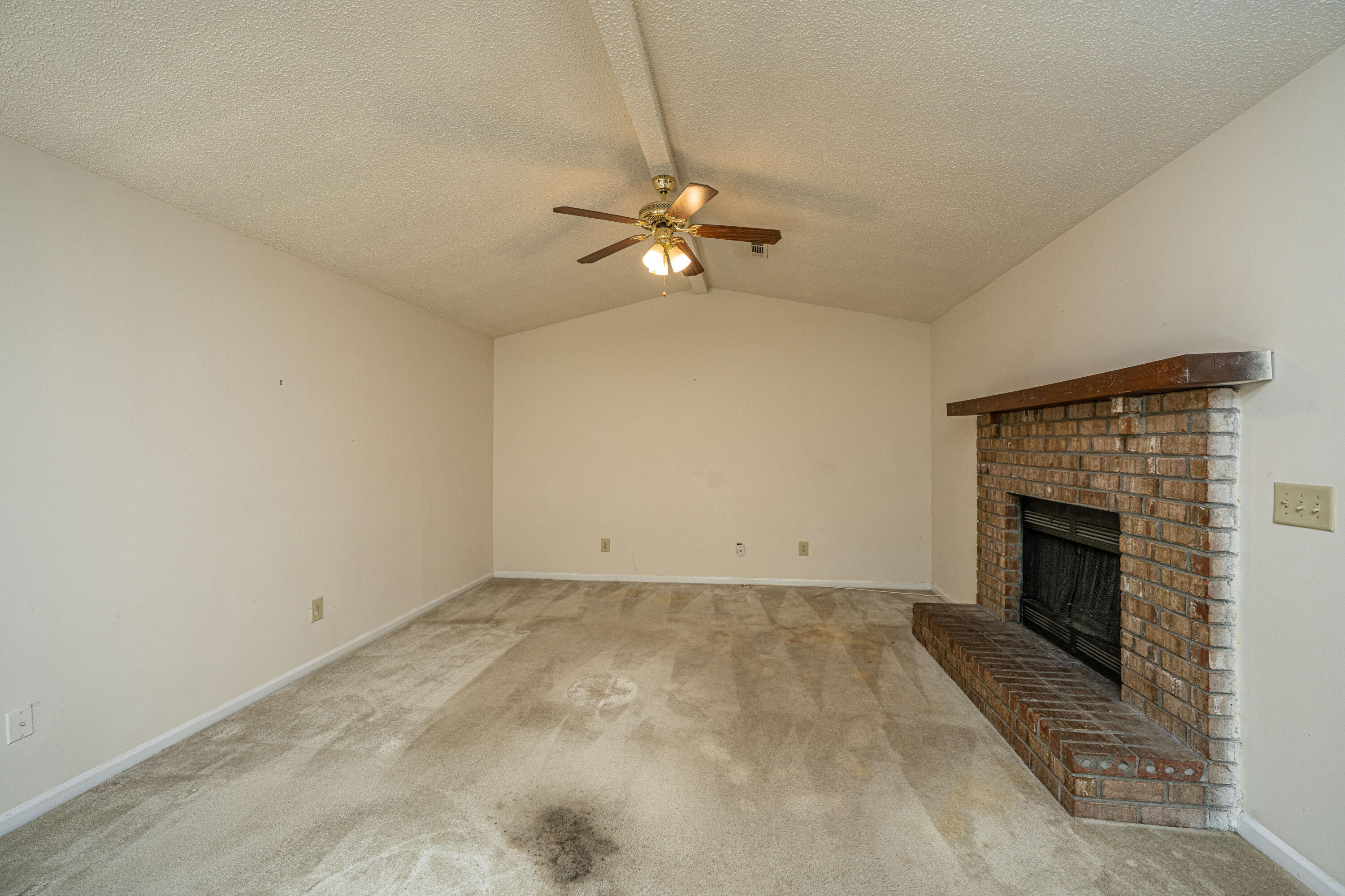 415 Erskine Street, Unit A Ladson, SC 29456 - Photo 10 of 36 415ErskineStUnitA010