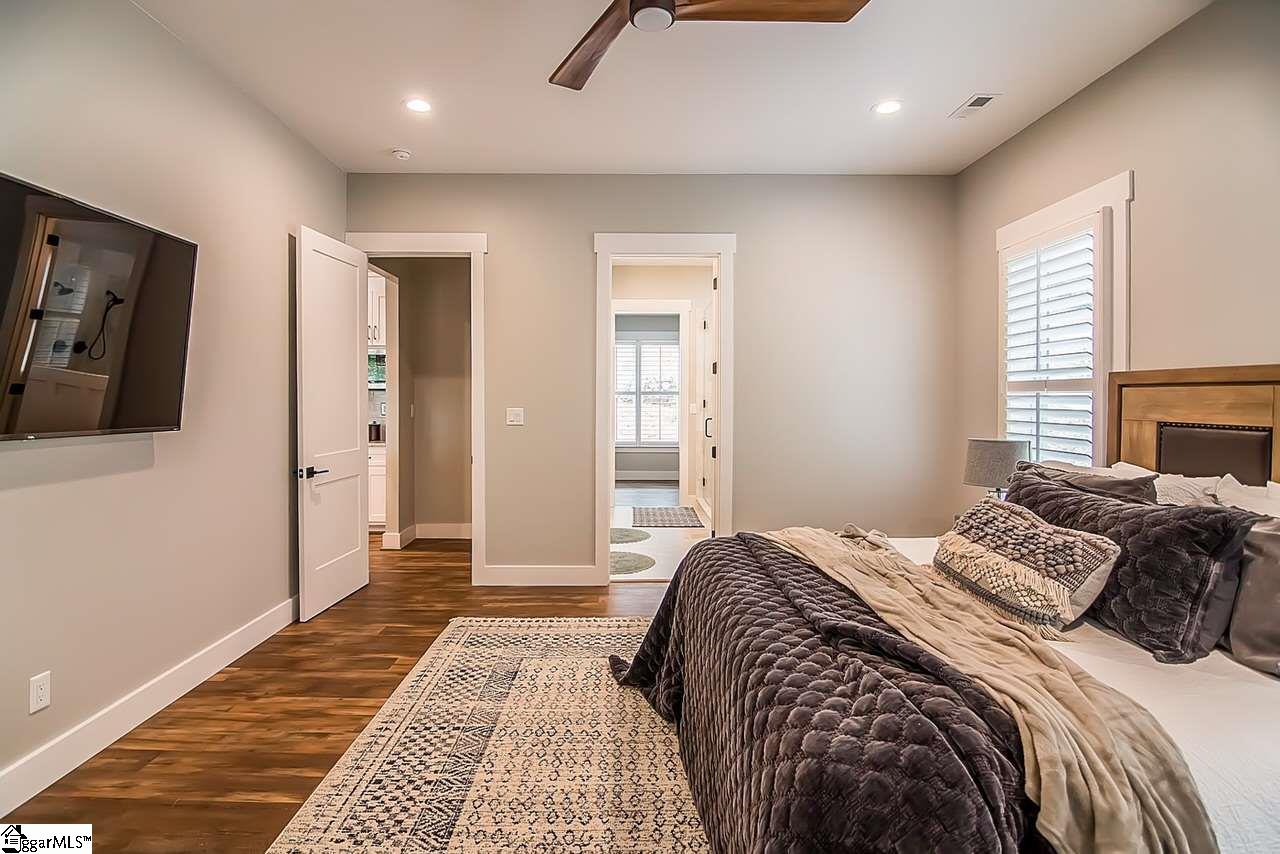 227 Riverlake Road Fair Play, SC 29643 - Photo 14 of 36 Gallery Image 14