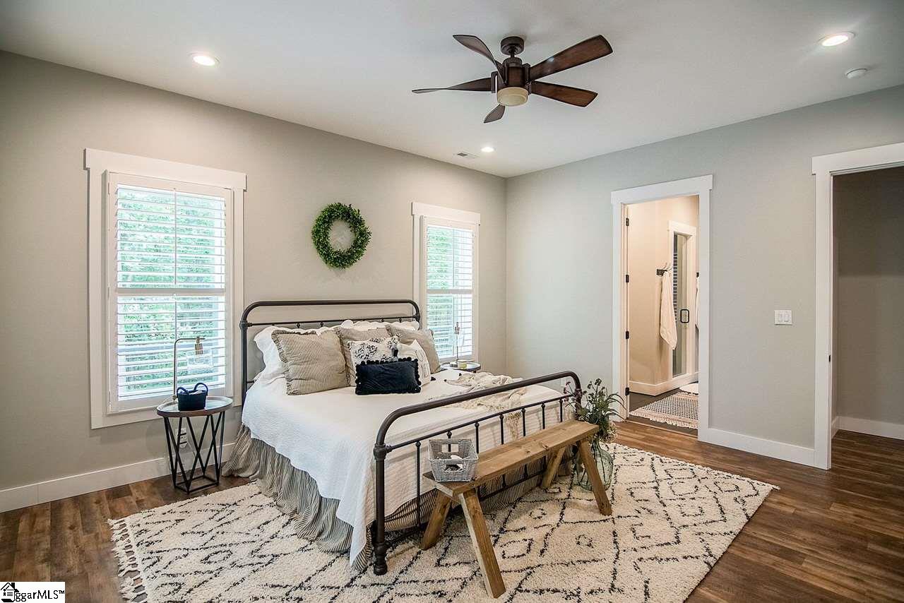 227 Riverlake Road Fair Play, SC 29643 - Photo 17 of 36 Gallery Image 17