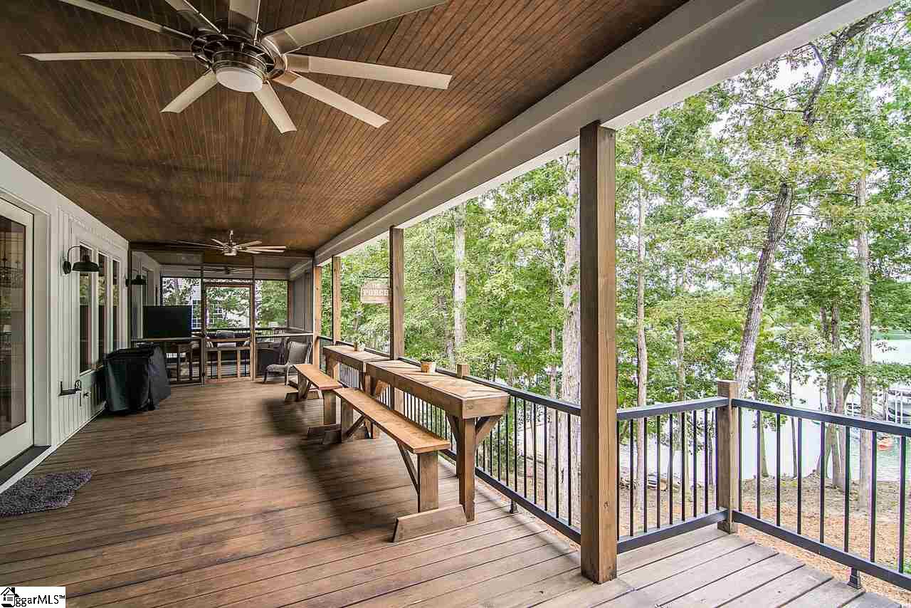 227 Riverlake Road Fair Play, SC 29643 - Photo 4 of 36 Gallery Image 4