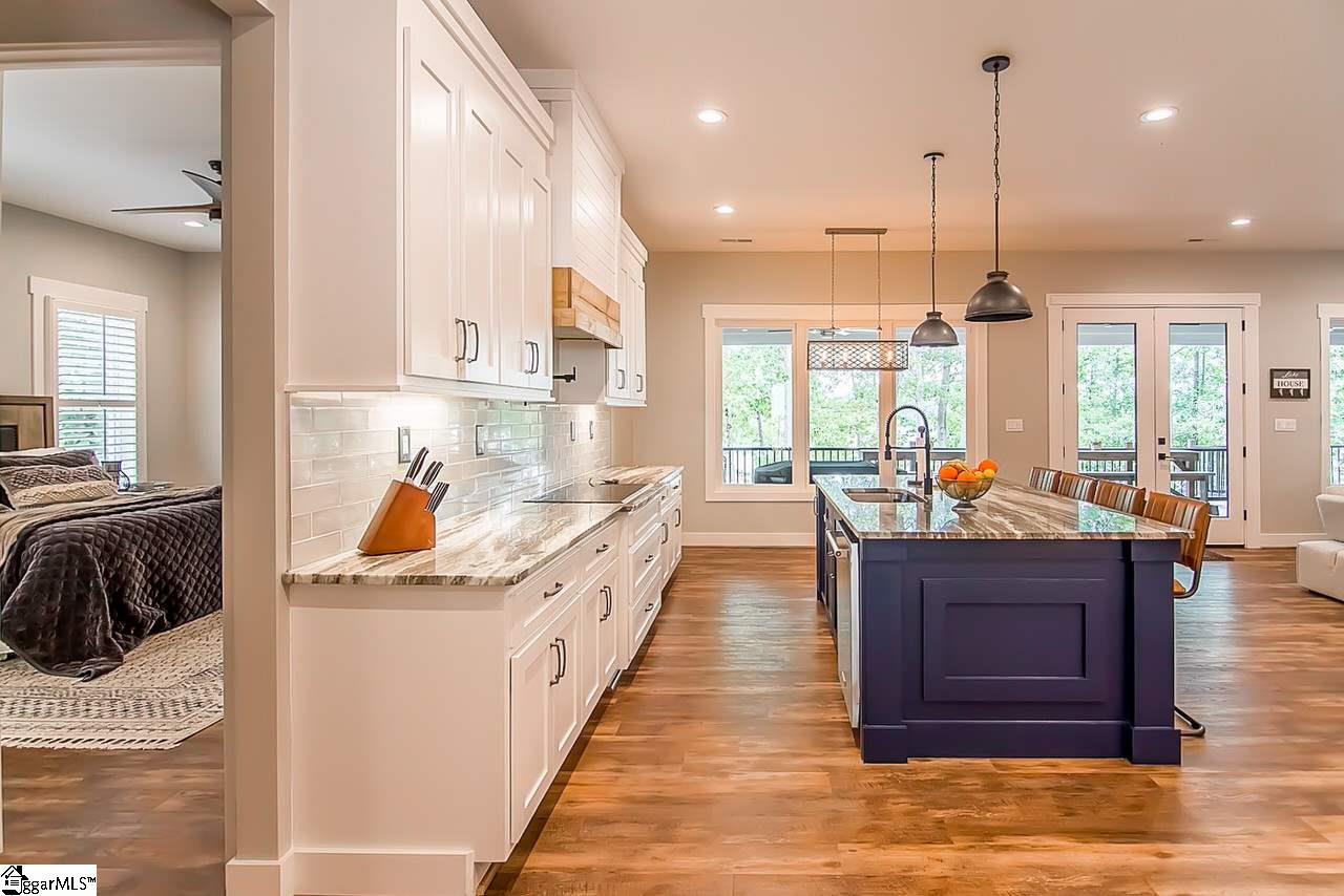 227 Riverlake Road Fair Play, SC 29643 - Photo 9 of 36 Gallery Image 9
