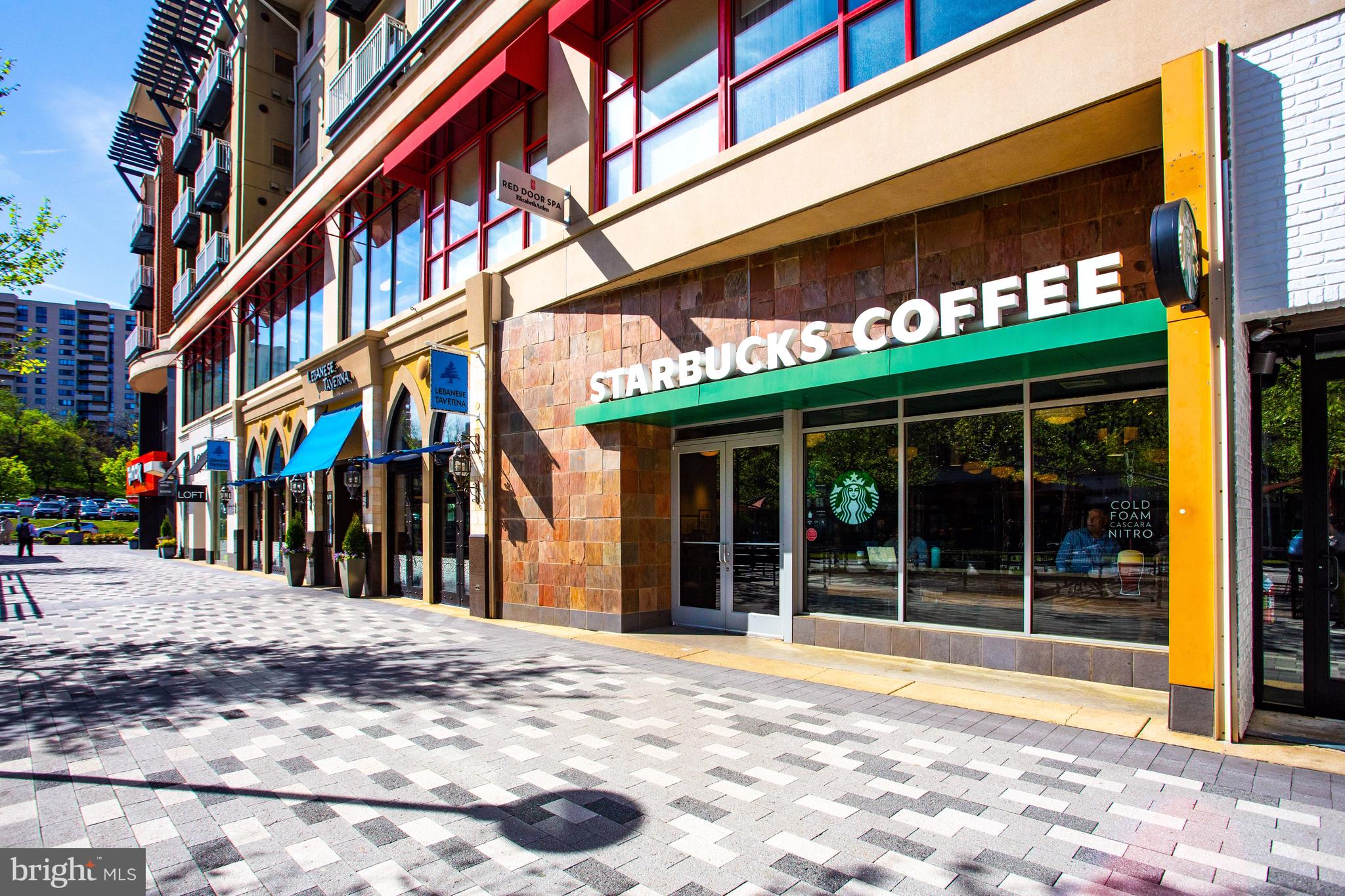 1300 South Arlington Ridge Road, Unit 718 Arlington, VA 22202 - Photo 38 of 41 SHOPS AND RESTAURANTS