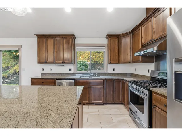 $530,000 | 158 Rolling Hills Avenue Southeast, Salem, OR 97306