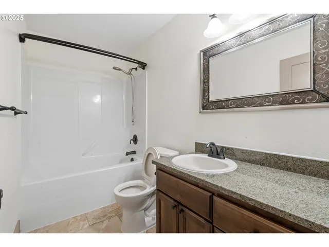 $530,000 | 158 Rolling Hills Avenue Southeast, Salem, OR 97306