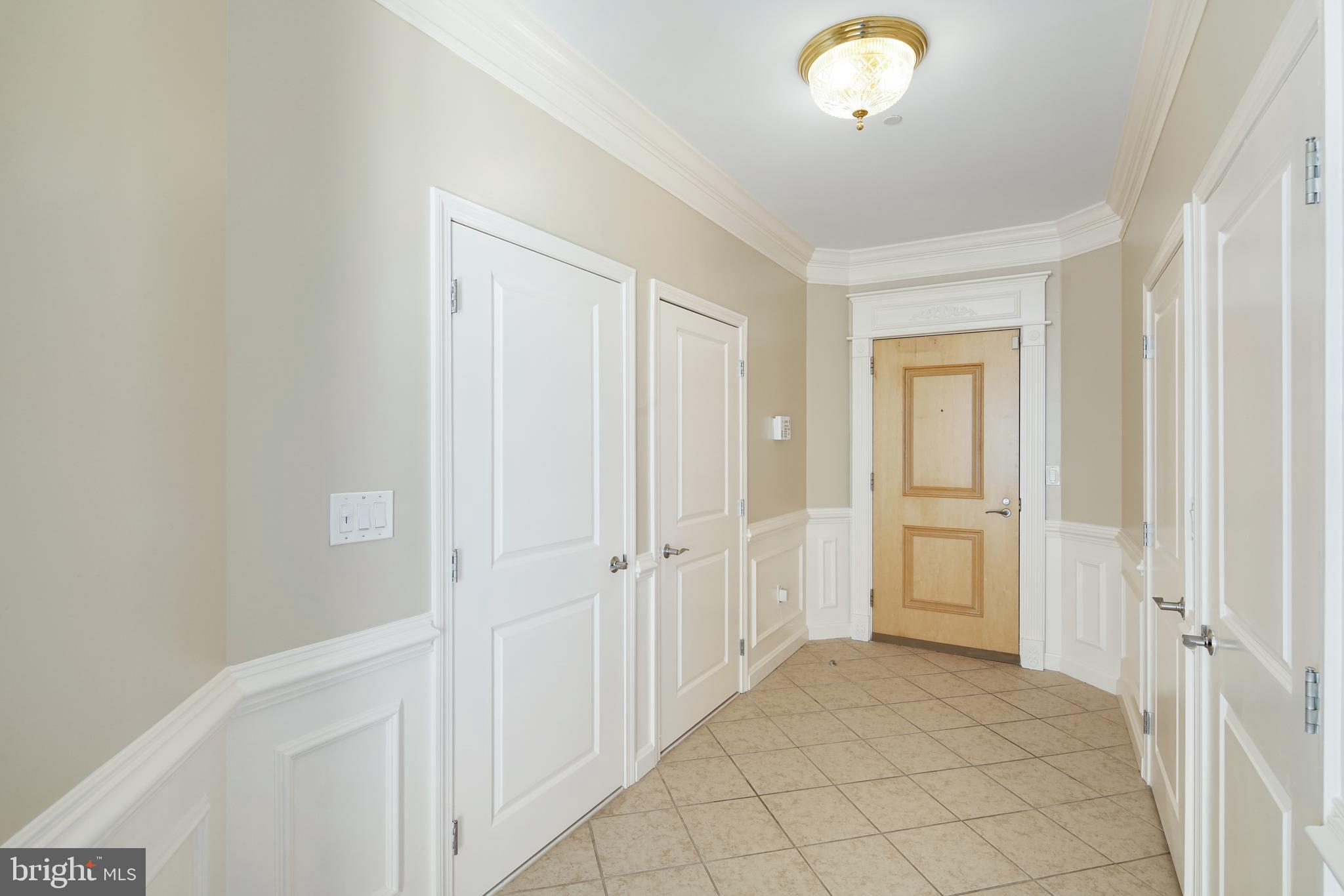 901 North Penn Street, Unit R1902 Philadelphia, PA 19123 - Photo 2 of 34 a view of empty room