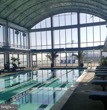 901 North Penn Street, Unit R1902 Philadelphia, PA 19123 - Photo 32 of 34