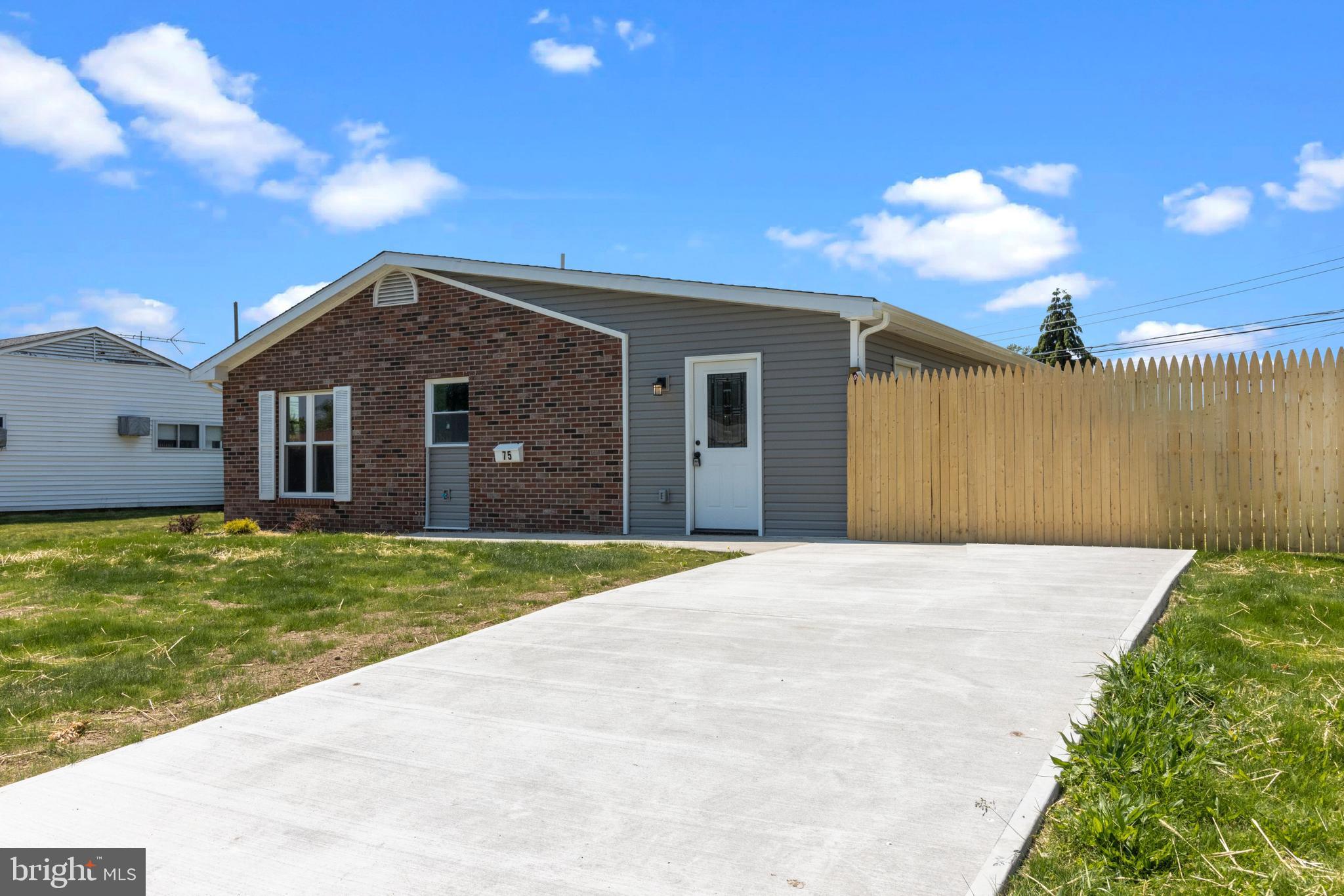 75 Gamewood Road Levittown, PA 19057 - Photo 3 of 31