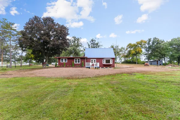 $2,600 | 12501 400th Avenue, Randall, WI 53181