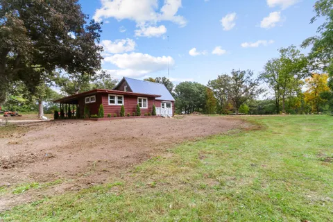 $2,600 | 12501 400th Avenue, Randall, WI 53181