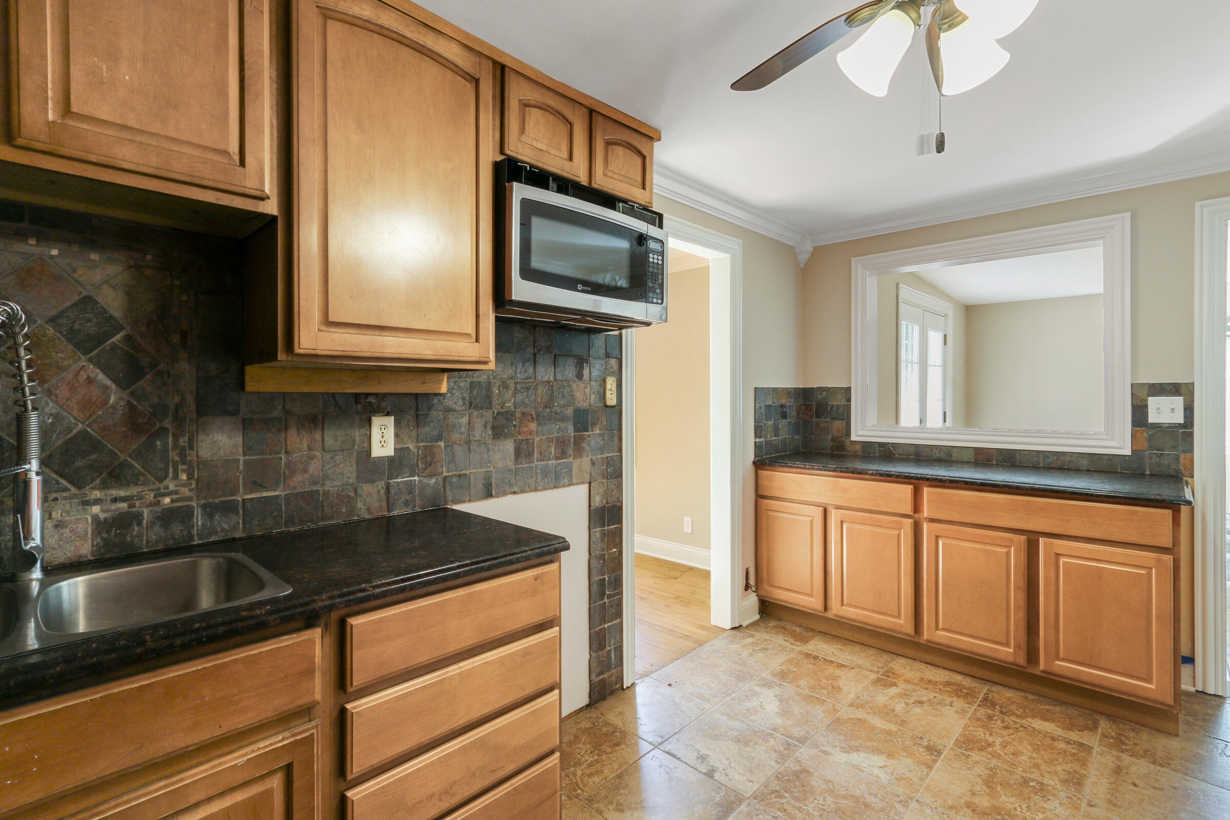 12501 400th Avenue Randall, WI 53181 - Photo 4 of 32 IMG_4606