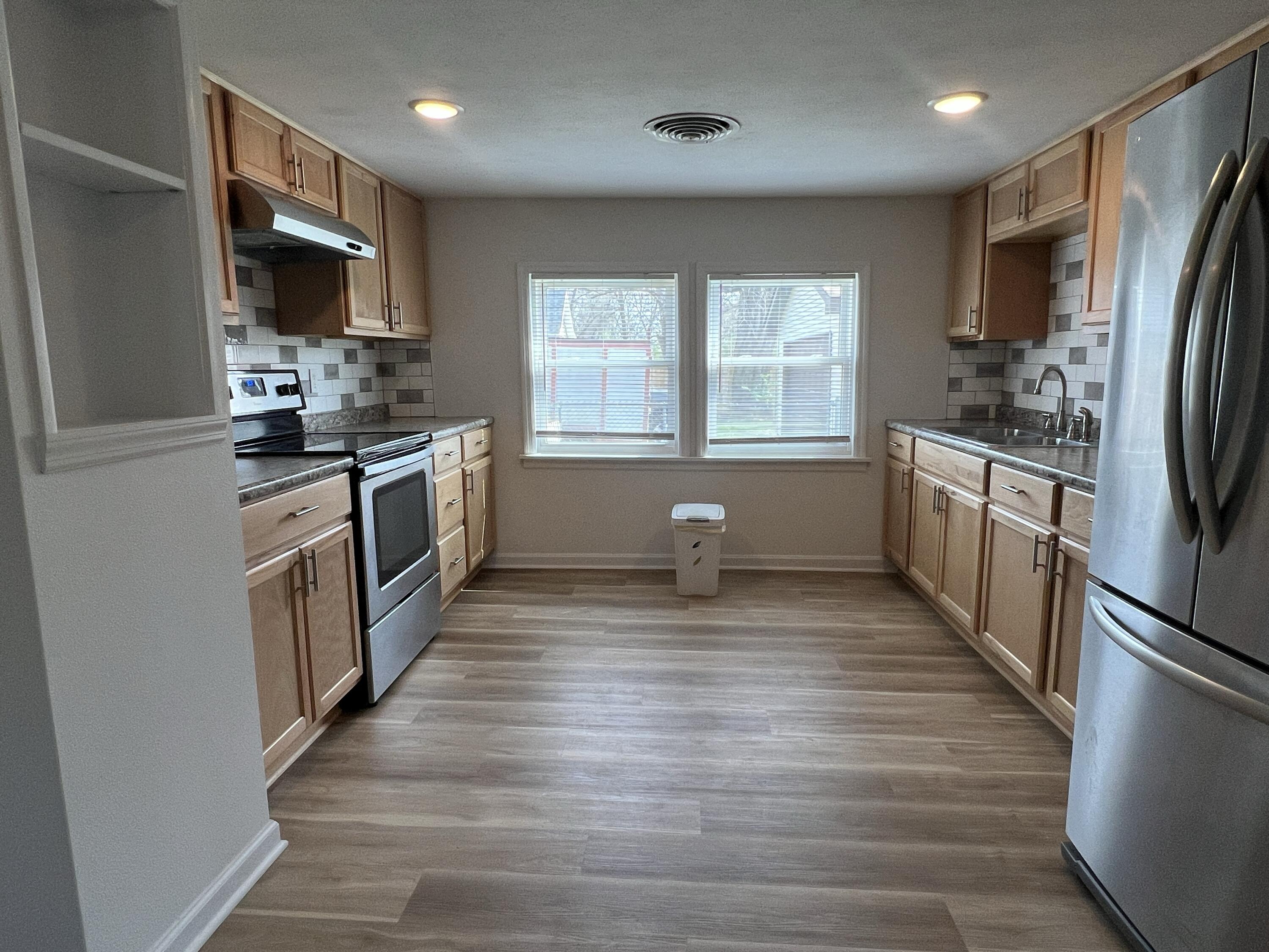 533 Lyle Avenue Springfield, OH 45505 - Photo 4 of 18 Gallery Image 4