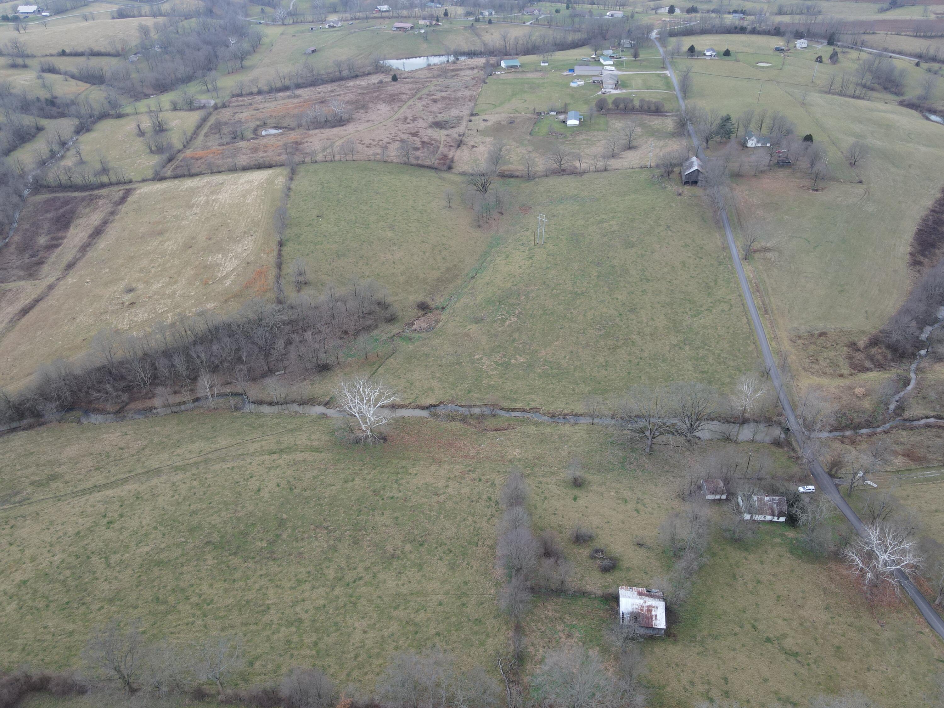 433 Lake Road Cynthiana, KY 41031 - Photo 3 of 9 Photo_1080295443_DJI_19_jpg_5852121_0_20
