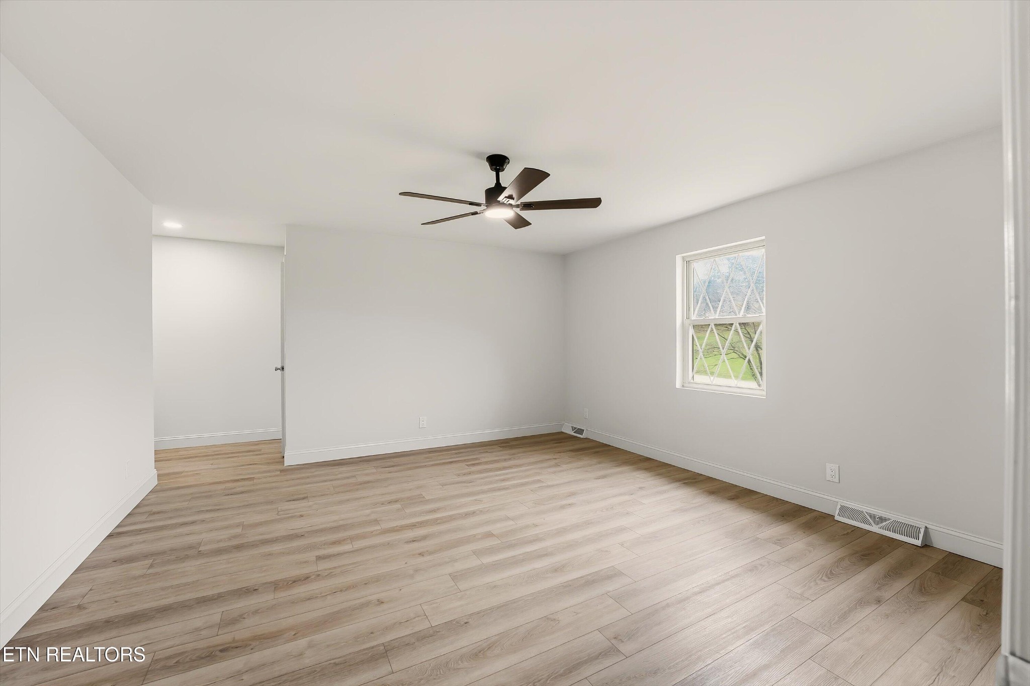 229 Brown Crest Road La Follette, TN 37766 - Photo 18 of 50