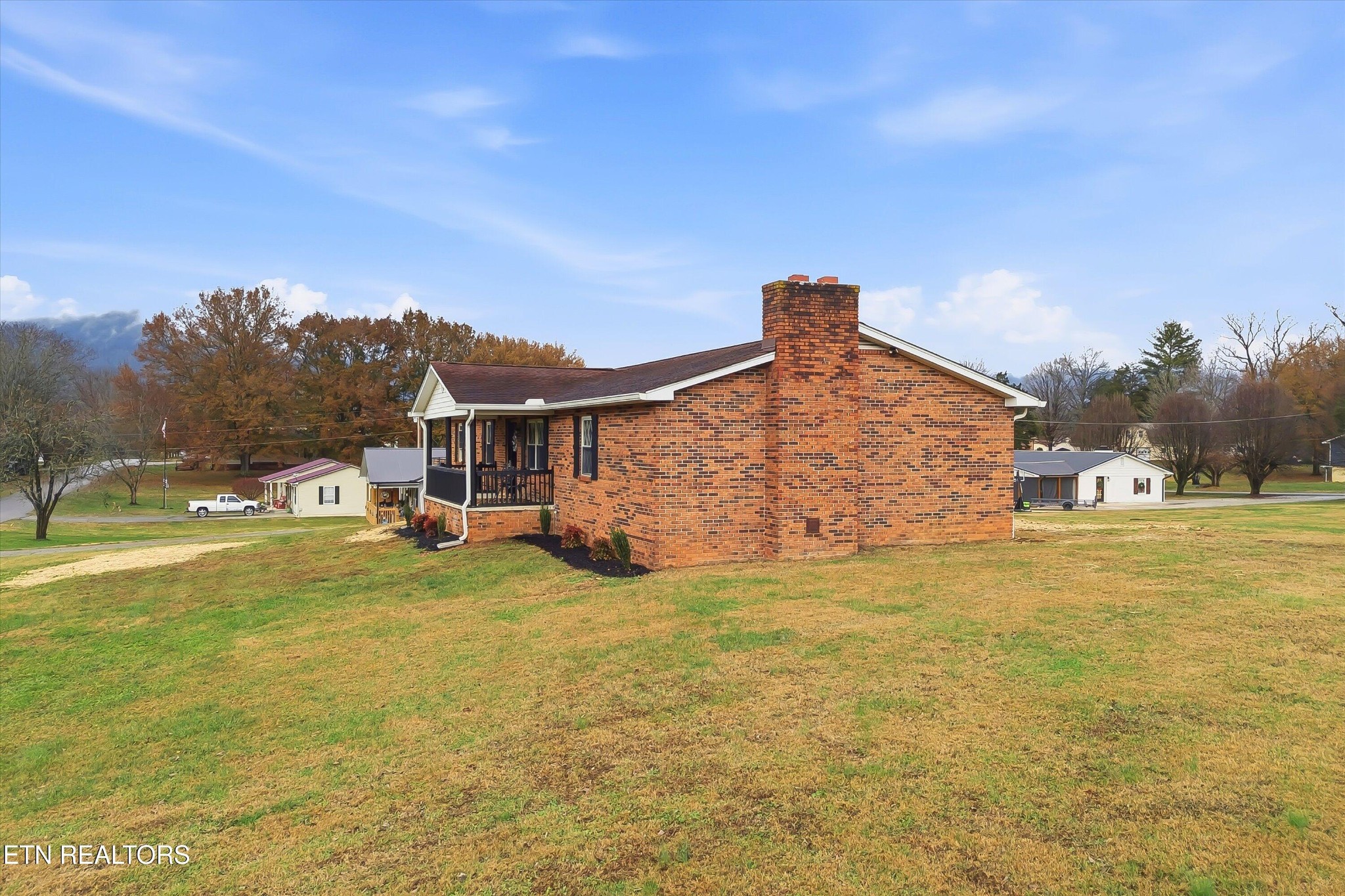 229 Brown Crest Road La Follette, TN 37766 - Photo 4 of 50