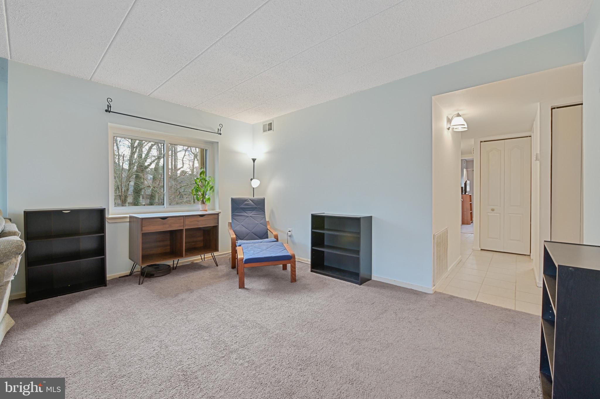 5669 Harpers Farm Road, Unit D Columbia, MD 21044 - Photo 5 of 31 Living Area