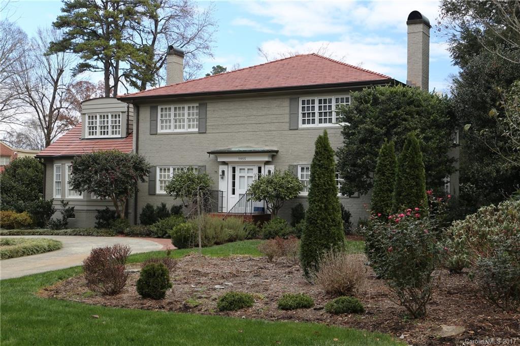 1955 Overhill Road Charlotte, NC 28211 - Photo 2 of 24 Gallery Image 2