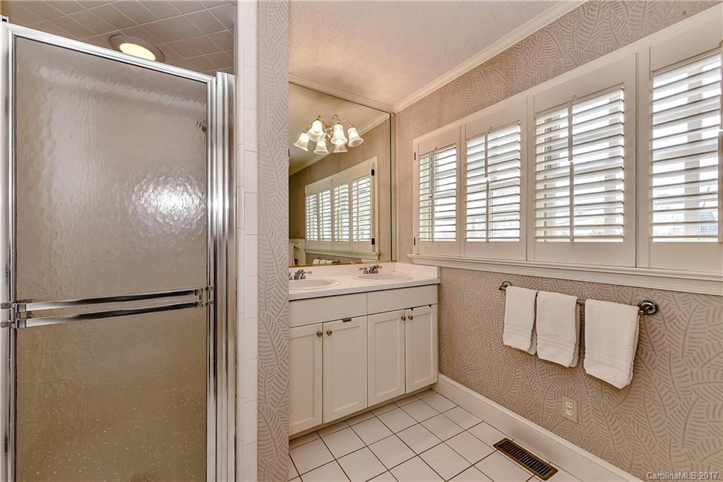 1955 Overhill Road Charlotte, NC 28211 - Photo 15 of 24 Gallery Image 15