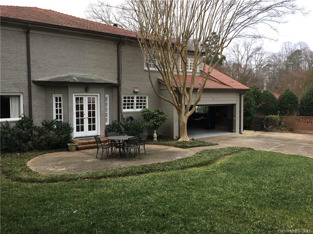 1955 Overhill Road Charlotte, NC 28211 - Photo 23 of 24 Gallery Image 23
