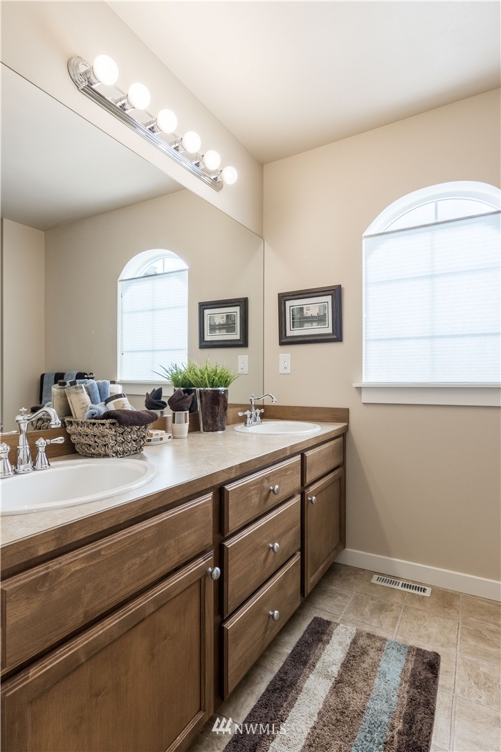 3819 168th Place Southeast Bothell, WA 98012 - Photo 17 of 20