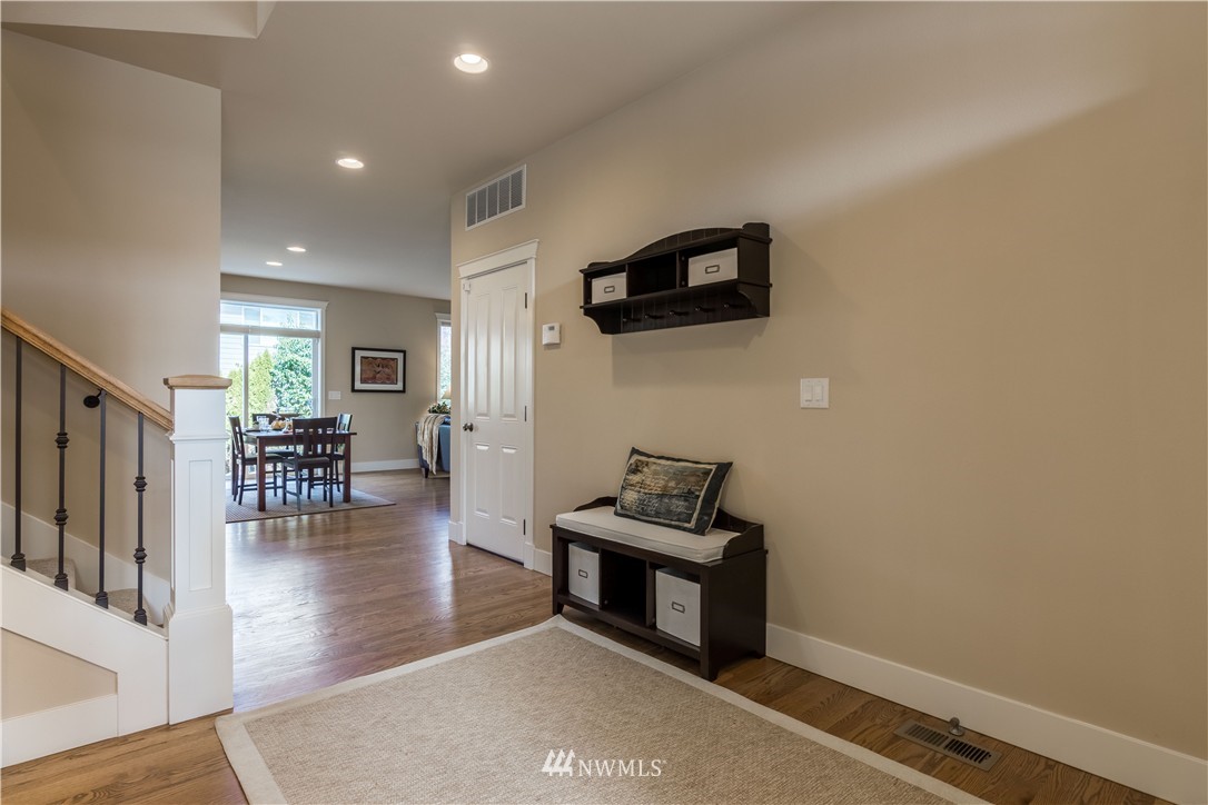 3819 168th Place Southeast Bothell, WA 98012 - Photo 3 of 20