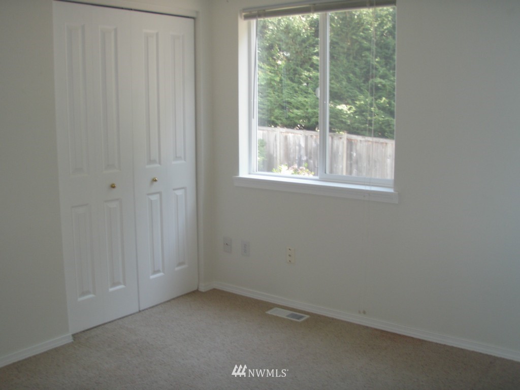 2202 Lister Road Northeast Olympia, WA 98506 - Photo 17 of 25