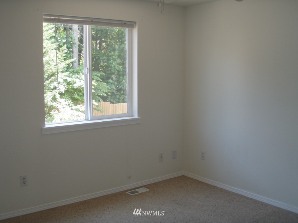2202 Lister Road Northeast Olympia, WA 98506 - Photo 18 of 25