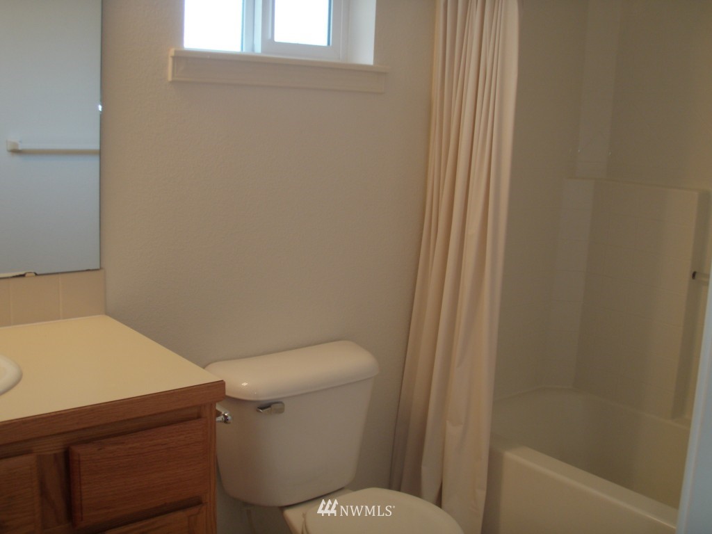 2202 Lister Road Northeast Olympia, WA 98506 - Photo 19 of 25