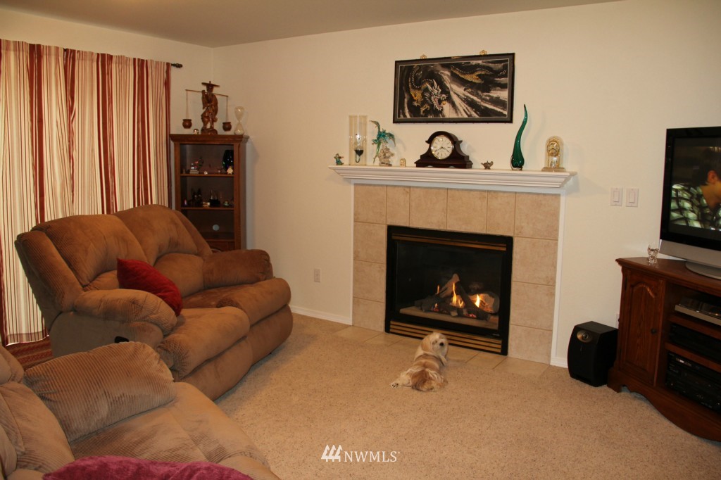 2202 Lister Road Northeast Olympia, WA 98506 - Photo 4 of 25