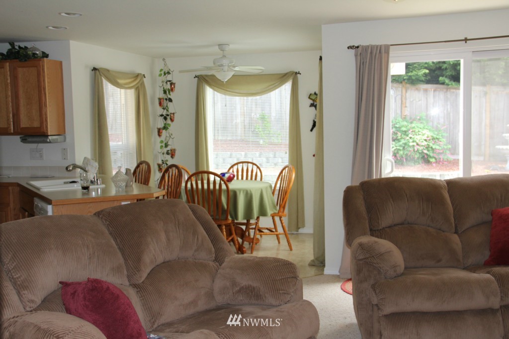 2202 Lister Road Northeast Olympia, WA 98506 - Photo 10 of 25