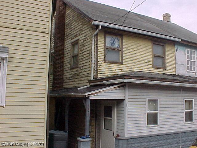 137 East Ruddle Street Coaldale, PA 18218 - Photo 1 of 4 SUBJECT