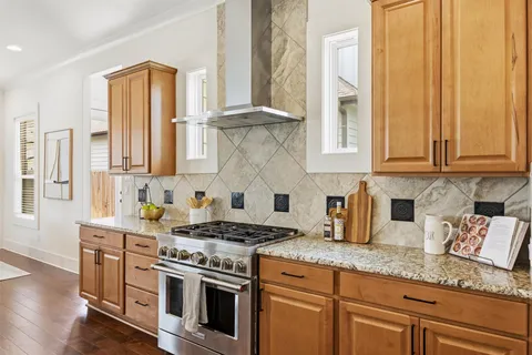 $625,000 | 1009 Scenic Drive, Georgetown, TX 78626