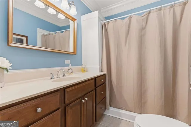 a view of a house with a big yard