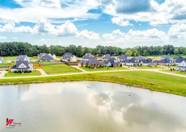 $439,900 | 731 Breston Lane, Stonewall, LA 71078