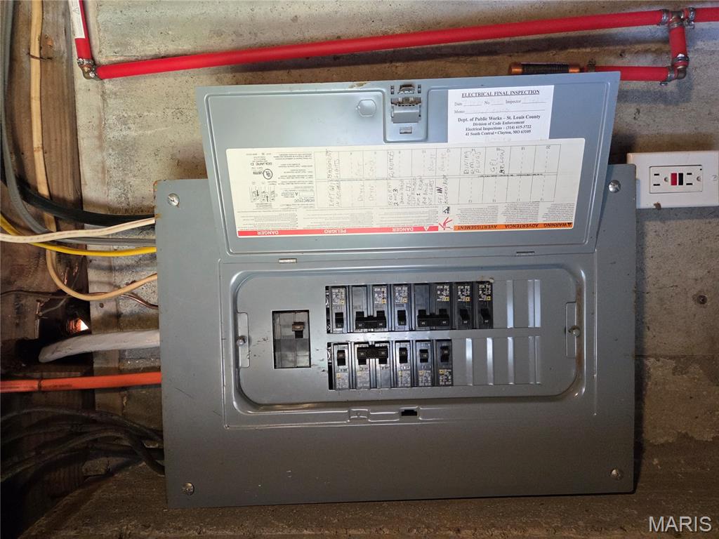 10458 Spring Garden Drive St. Louis, MO 63137 - Photo 25 of 27