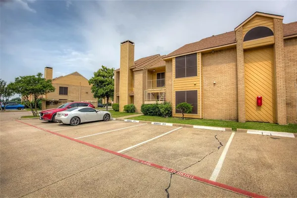 $105,000 | 5825 Marvin Loving Drive, Unit 204, Garland, TX 75043