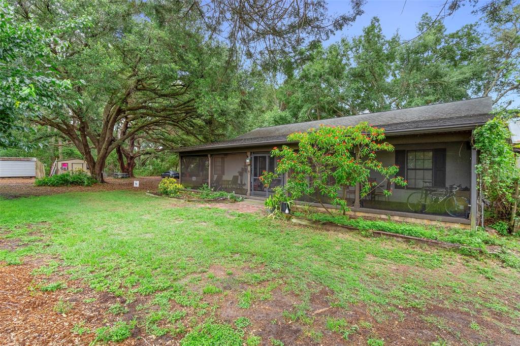 2016 Lewis Road Leesburg, FL 34748 - Photo 10 of 95 Gallery Image 10