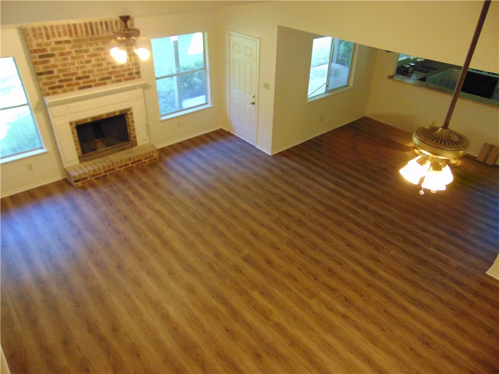 9213 Independence Loop Austin, TX 78748 - Photo 4 of 20