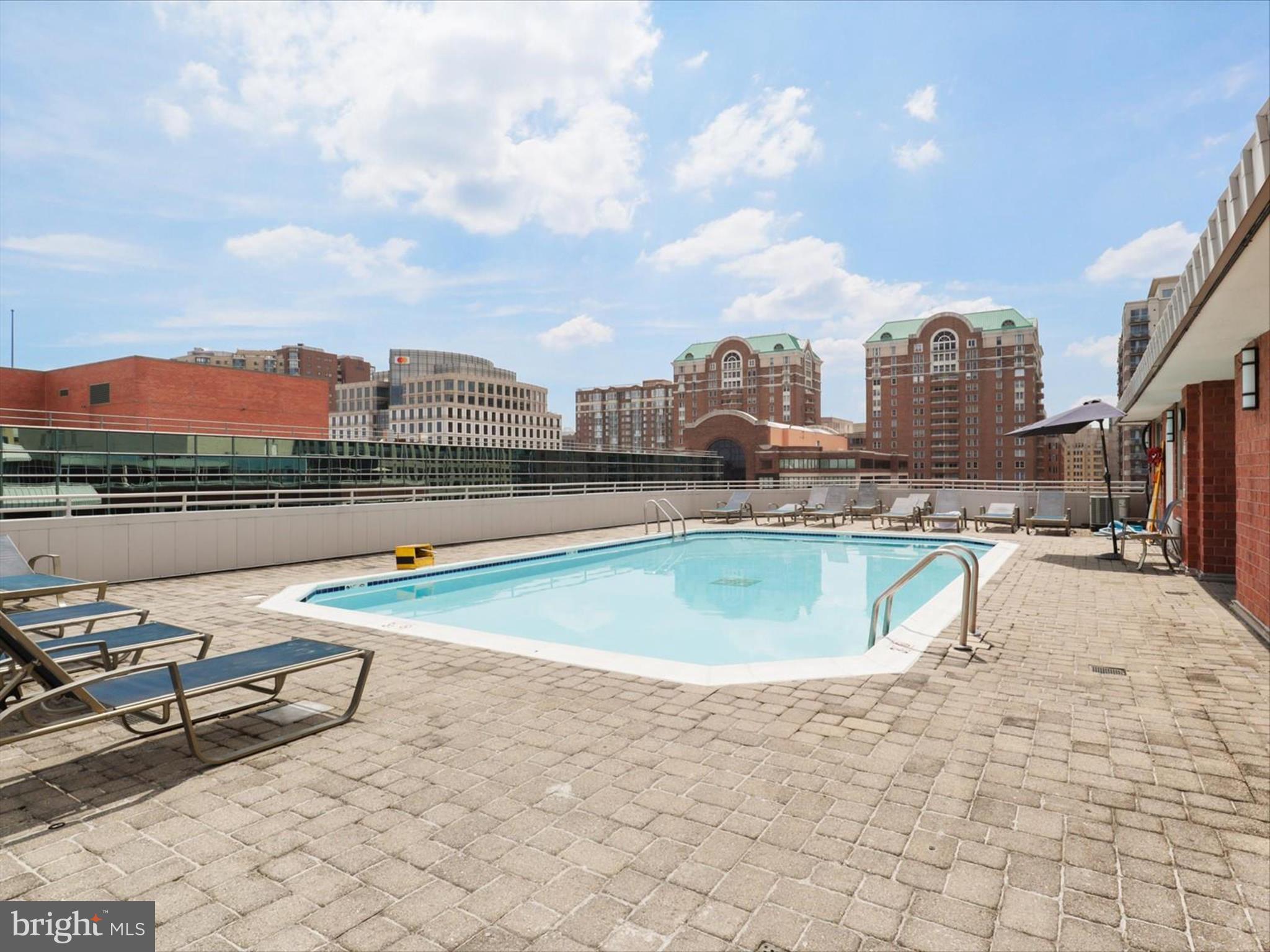 1001 North Vermont Street, Unit 804 Arlington, VA 22201 - Photo 20 of 38 Gallery Image 20