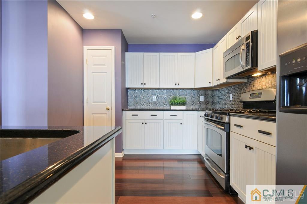 56 Raritan Reach Road, Unit 28 South Amboy, NJ 08879 - Photo 12 of 25 Gallery Image 12