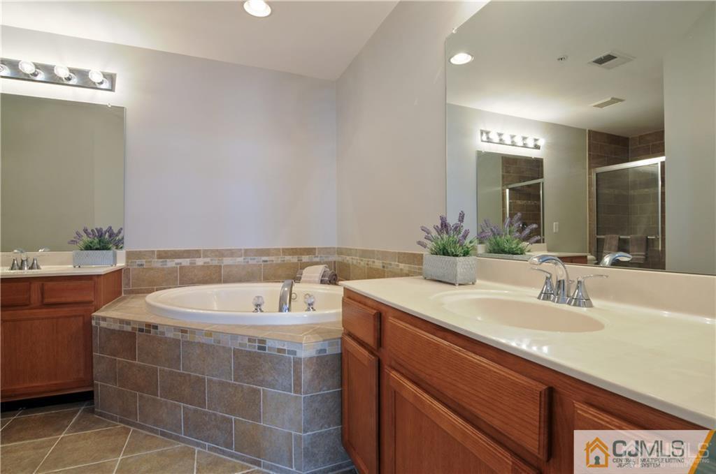 56 Raritan Reach Road, Unit 28 South Amboy, NJ 08879 - Photo 20 of 25 Gallery Image 20
