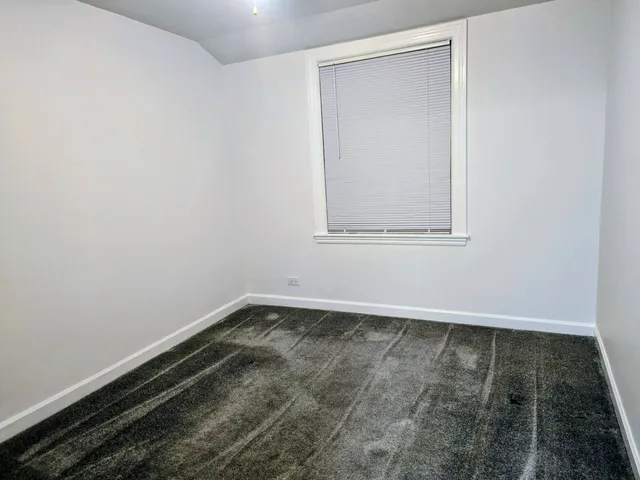 $2,400 | 3803 North Pacific Avenue, Chicago, IL 60634