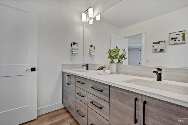 $535,900 | 7604 North Ferris Avenue, Boise, ID 83714