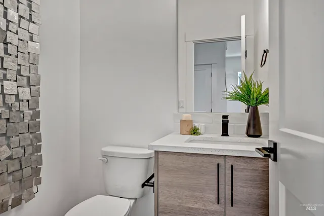 $535,900 | 7604 North Ferris Avenue, Boise, ID 83714