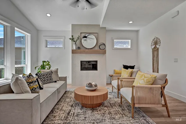 $535,900 | 7604 North Ferris Avenue, Boise, ID 83714