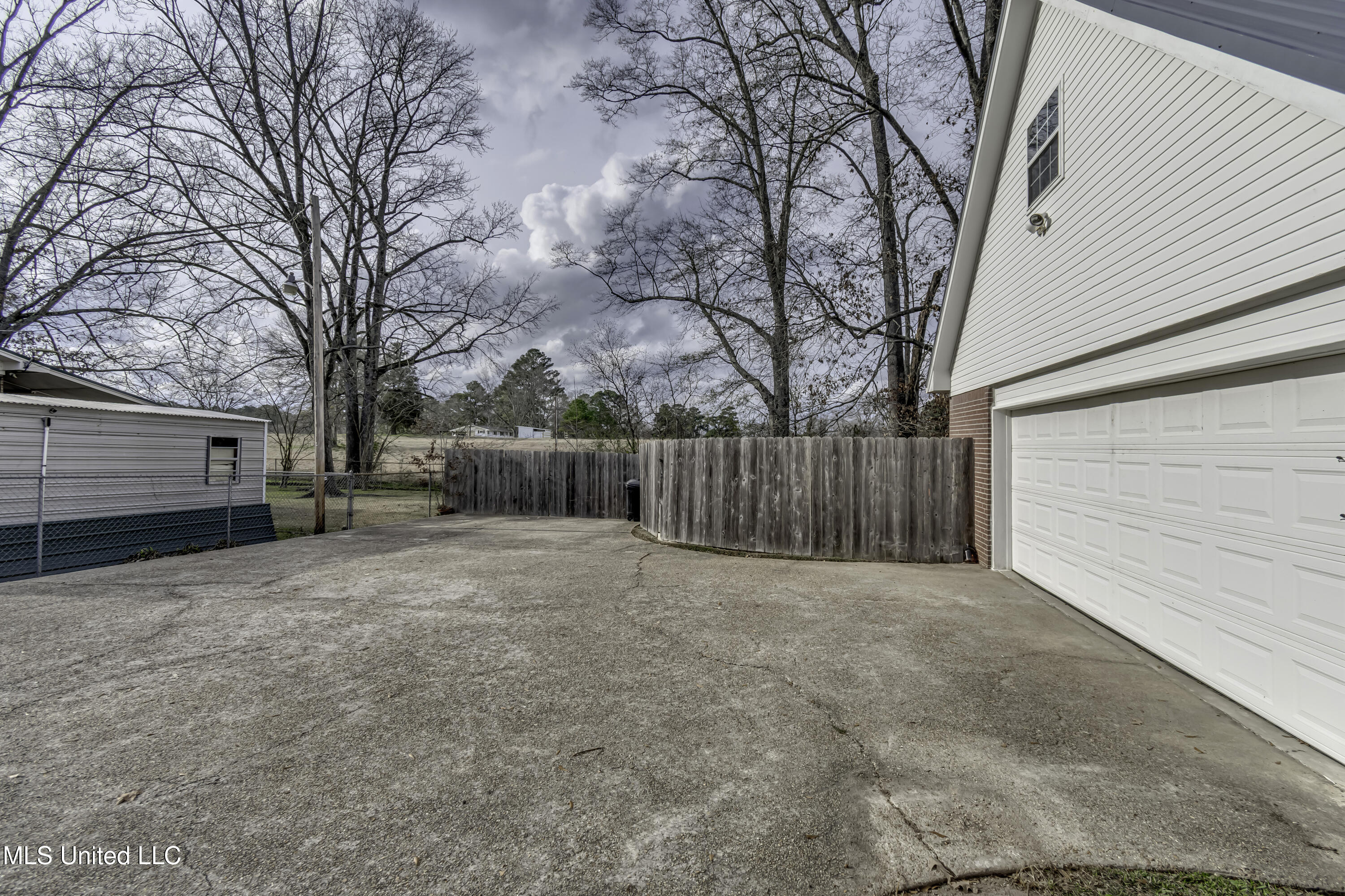 133 Monmouth Road Florence, MS 39073 - Photo 12 of 50 133 Monmouth Rd--9