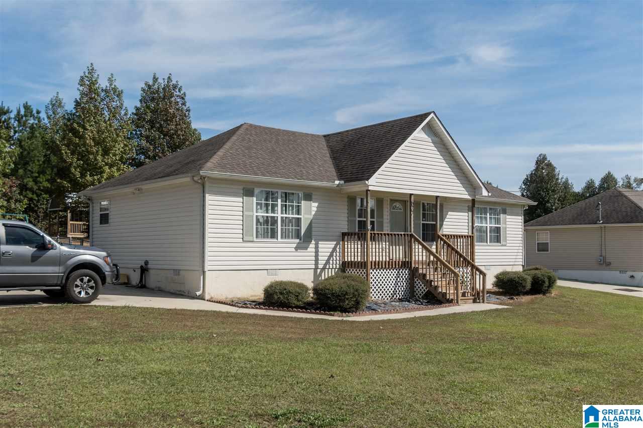 677 Deans Ferry Road Hayden, AL 35079 - Photo 3 of 34